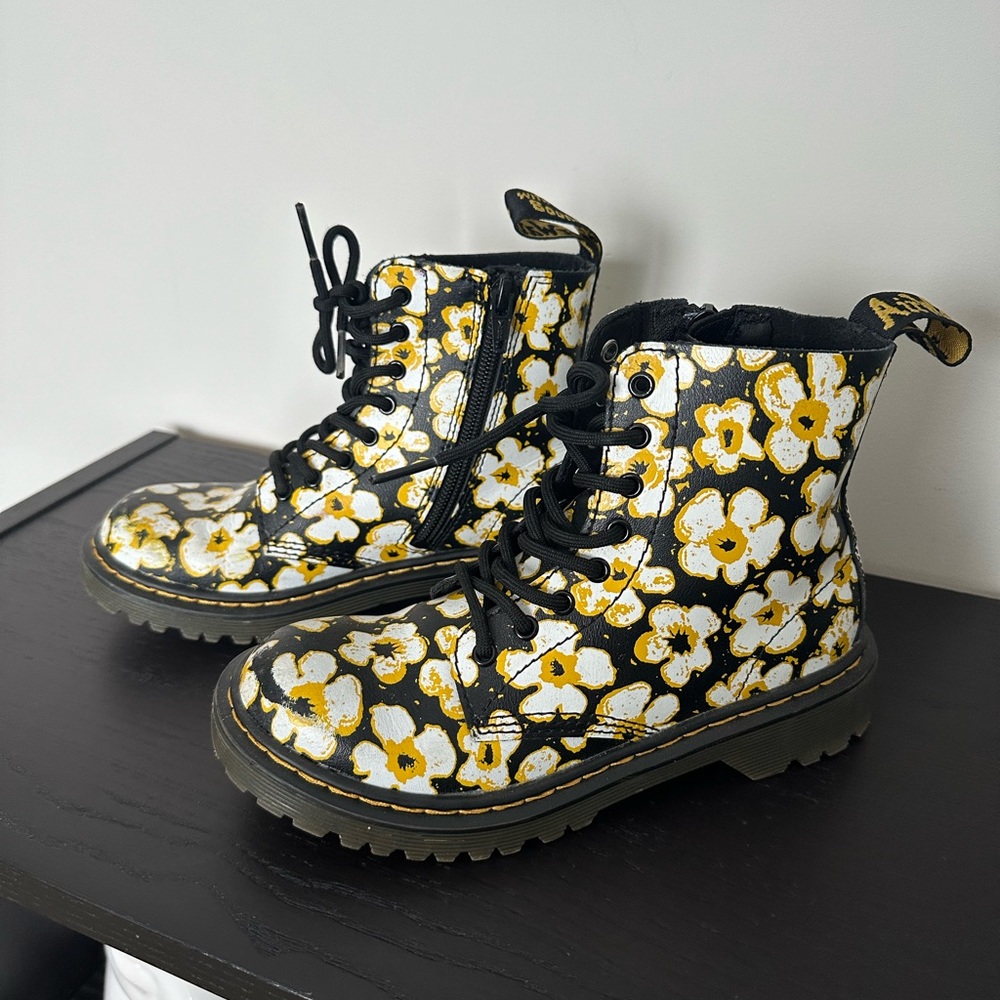 Girls Dr Marten’s Boots
